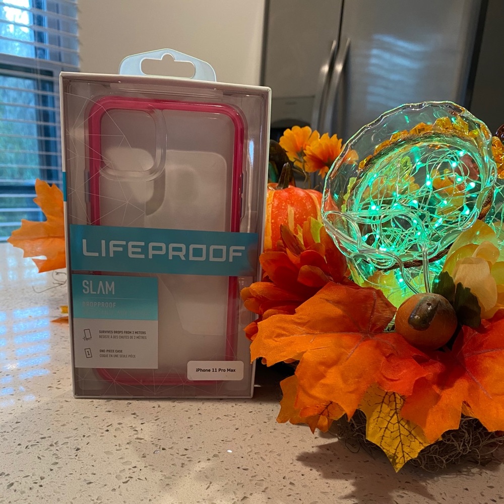 iPhone 11 Pro Max LifeProof Slam Case